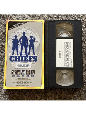 Chiefs TV Mini Series VHS Tape Police Drama Charlton Heston 1990 Starmaker
